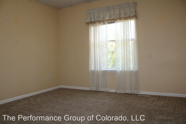 Building Photo - 4 br, 3 bath House - 4214 Getaway Place