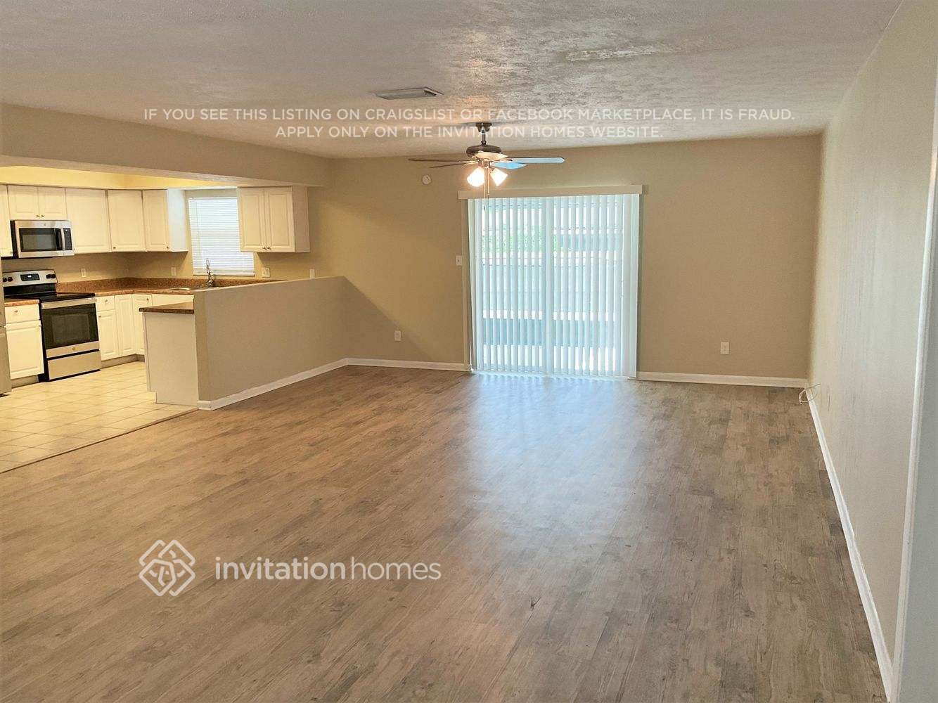 Building Photo - 3831 Parkside Dr