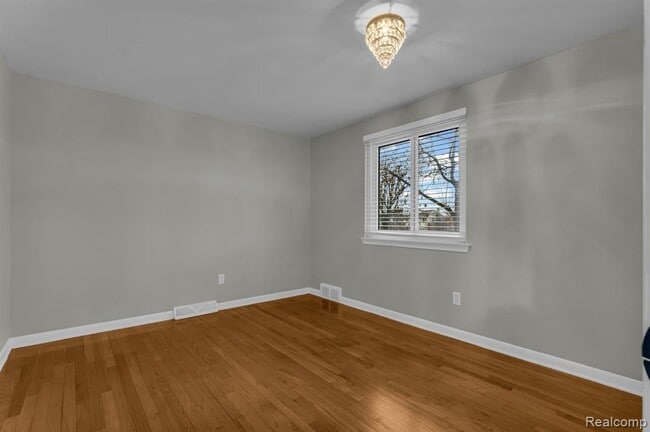 Building Photo - 17471 Evans St