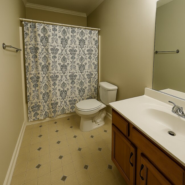 Building Photo - Three bedroom, 2 bath house in Haw River