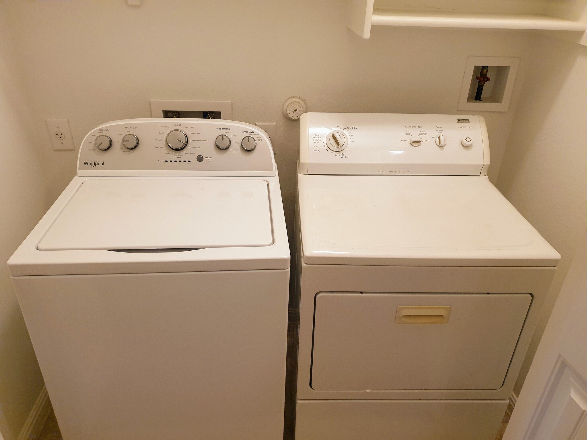 Building Photo - 392 Eagle Brook Ln