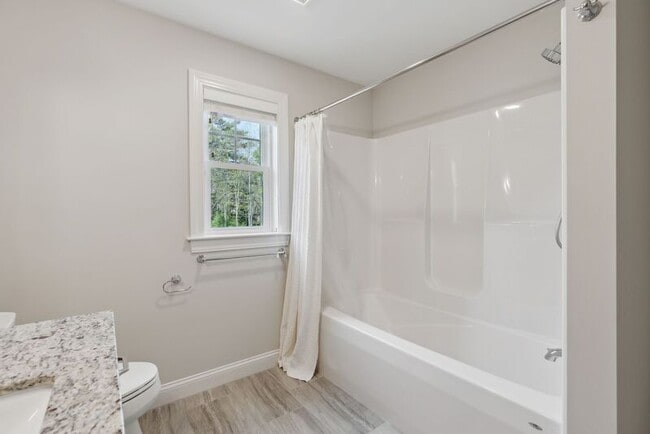 Building Photo - 2 Lodge Dr