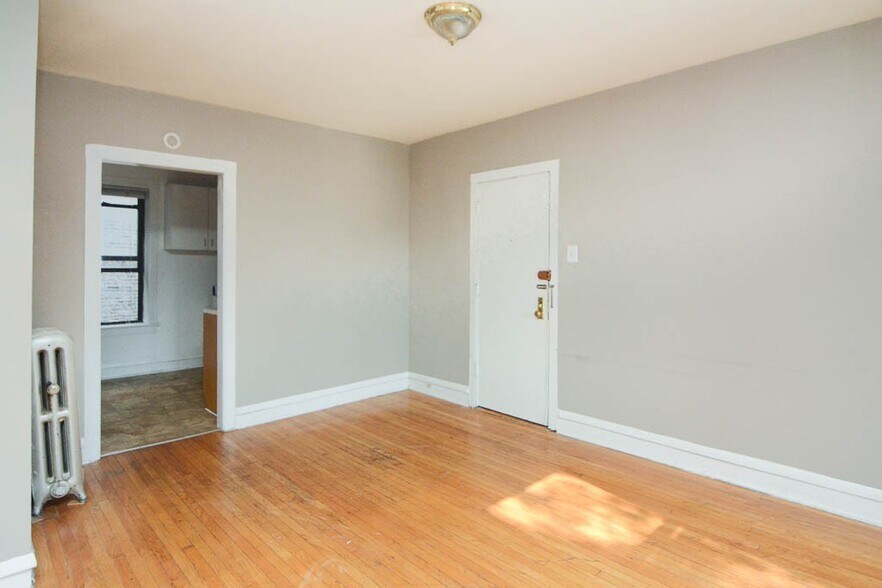 Building Photo - 2706 N Spaulding Ave