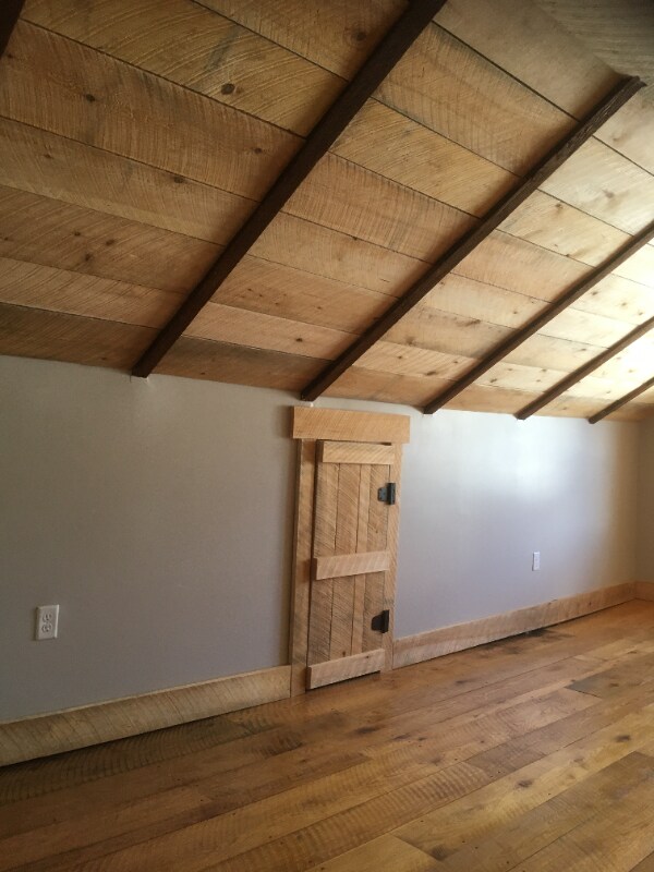 Building Photo - 505 N Front St