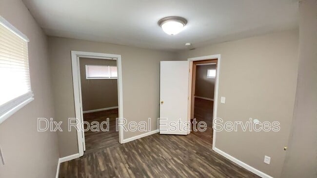 Building Photo - 5269 Harshmanville Rd