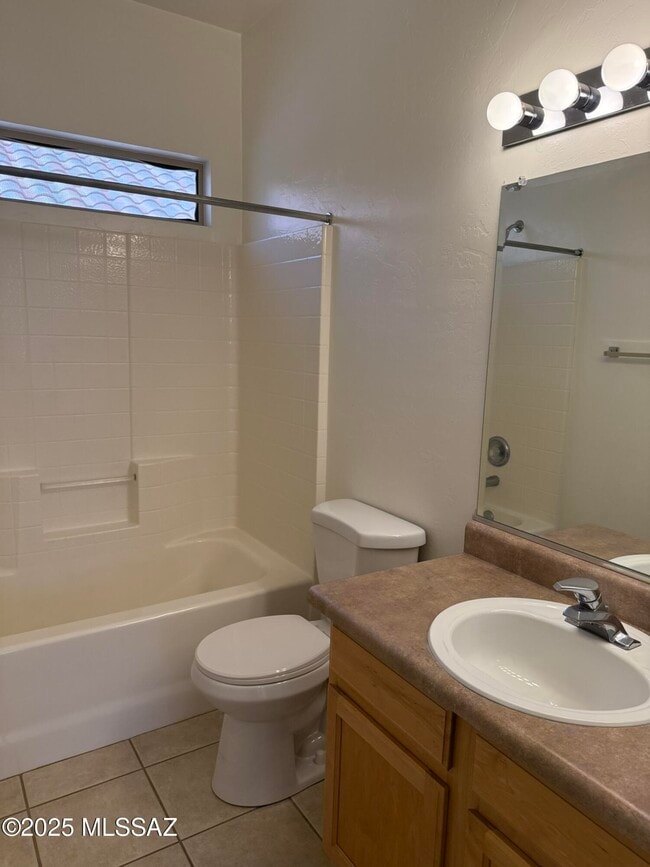 Building Photo - 12213 N Makayla Canyon Dr
