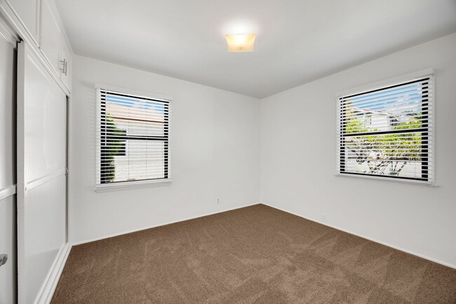 Building Photo - Adorable 2 Bed / 1 Bath Home In Pico Rivera near Birney Tech Academy