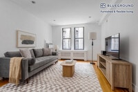 Building Photo - 10 W 65th St