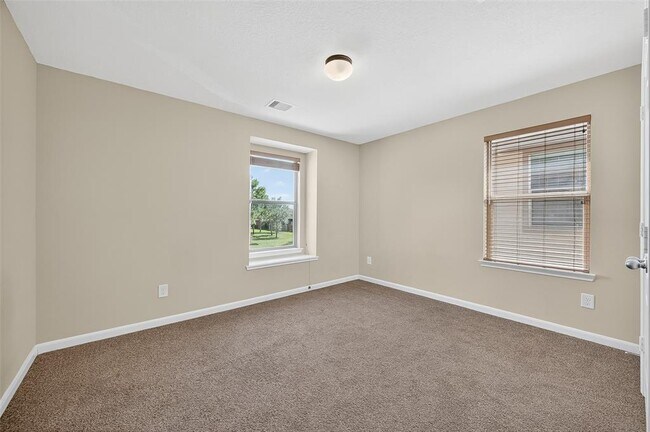 Building Photo - 16506 Lanesborough Dr
