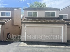 Building Photo - 2657 Kentworth Way