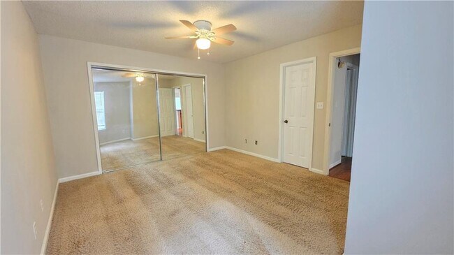 Building Photo - 317 Hawkstone Way