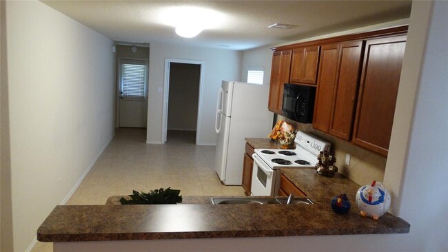 Building Photo - 1404 Natural Pine Trail