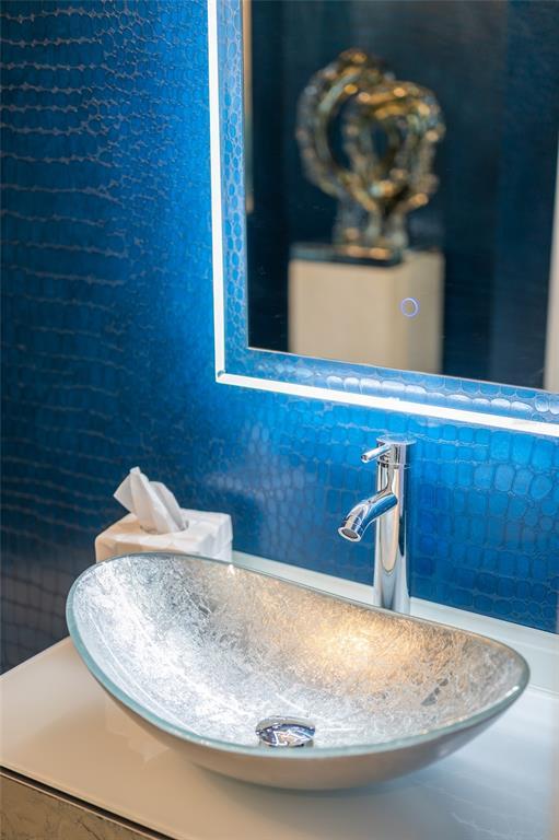 Building Photo - 1155 N Gulfstream Ave