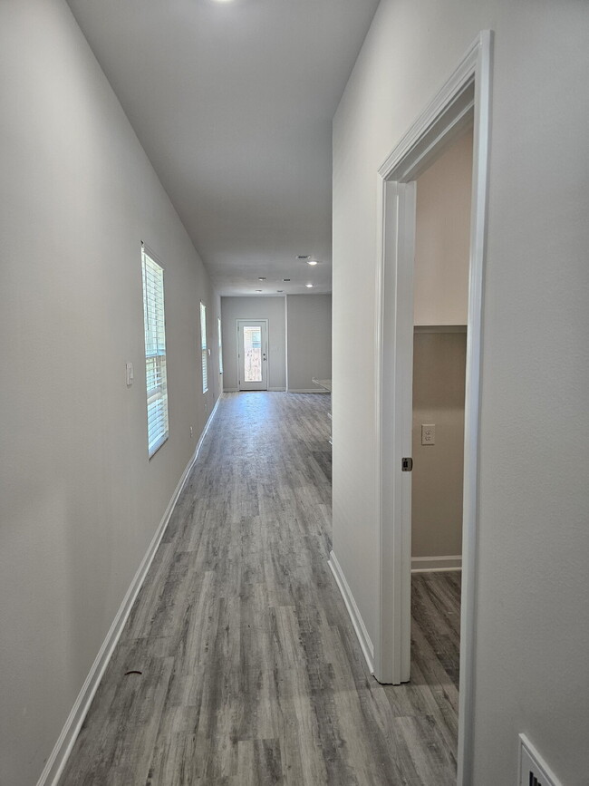 Building Photo - "New Construction 4-Bed Gem on Renova Driv...