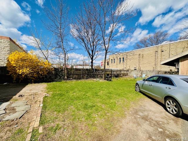 Building Photo - 58 Leonard St