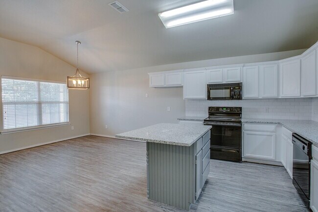 Building Photo - 6503 91st St