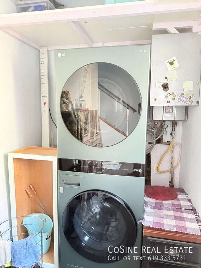 Building Photo - 4341 Goldfinch St