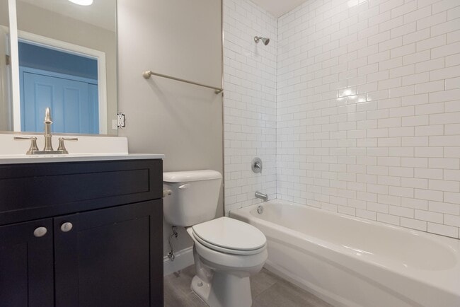 Building Photo - 1728 Eastern Ave