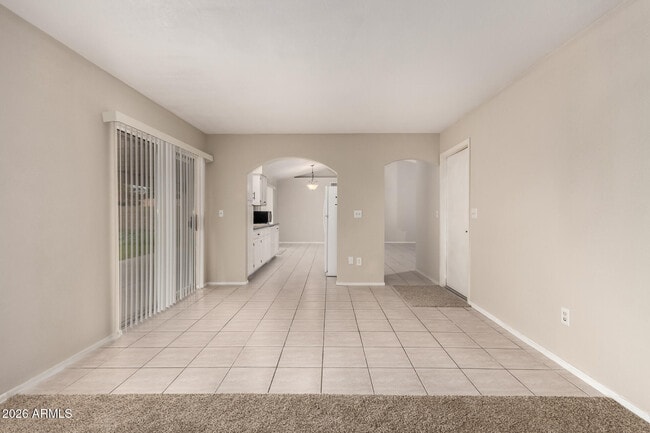 Building Photo - 8802 W Townley Ave