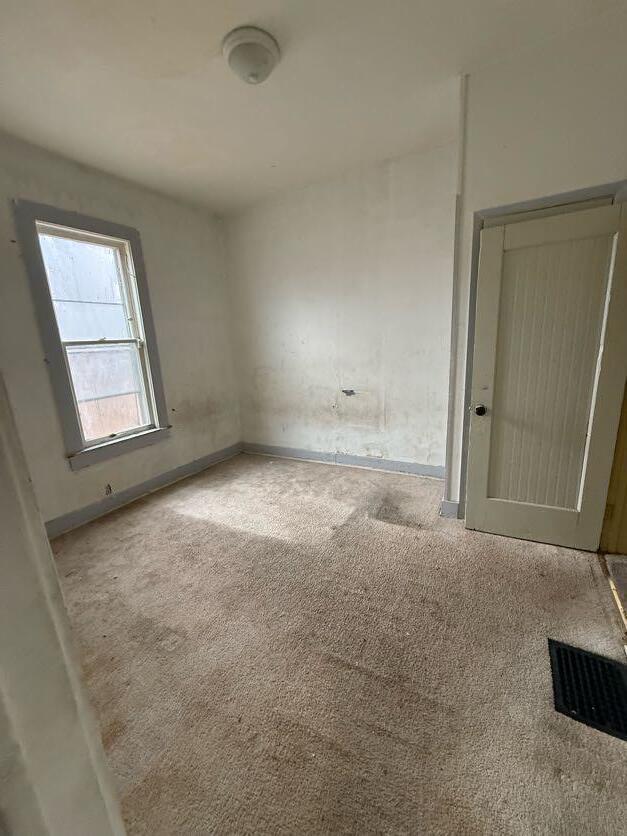 Building Photo - 968 W View St