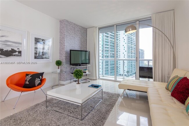 Building Photo - 485 Brickell Ave