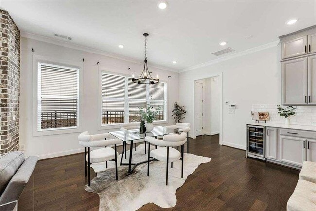 Building Photo - 2316 Echelon Ln
