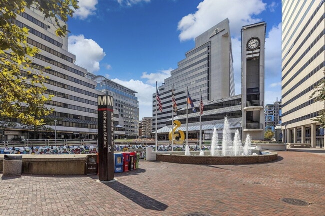 Building Photo - Affordable (utils included!) Luxury Living...