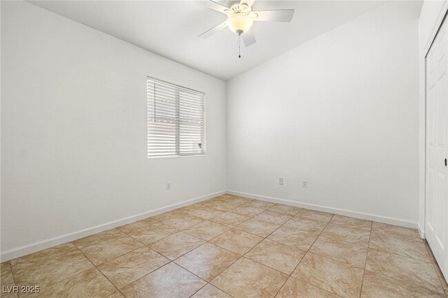 Building Photo - 1530 Misty Sky Dr