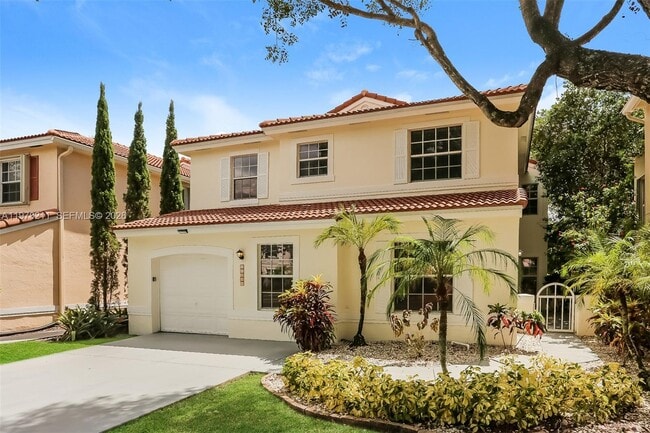 Building Photo - 10837 NW 46th Dr