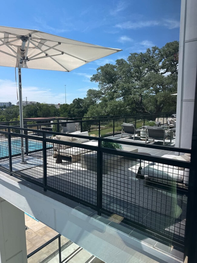 Building Photo - 12208 Tech Ridge Blvd