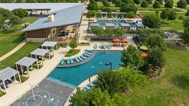 Building Photo - 3880 Verona St