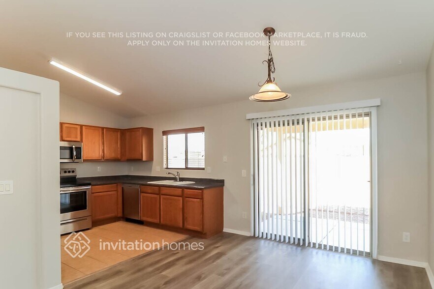 Building Photo - 25756 W St Kateri Dr