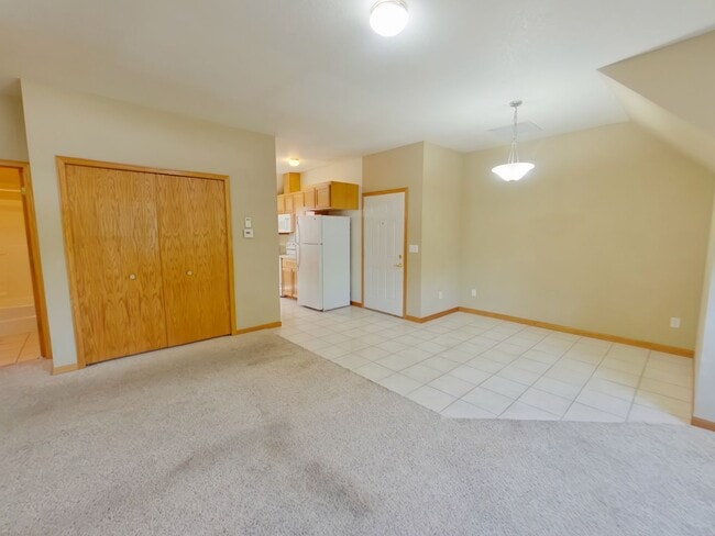 Building Photo - 720 NW 2nd St