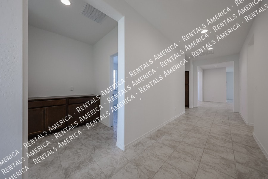 Building Photo - 14830 W Gray Fox Trl