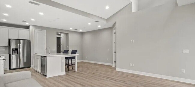 Building Photo - 8723 Conch Shell Ct
