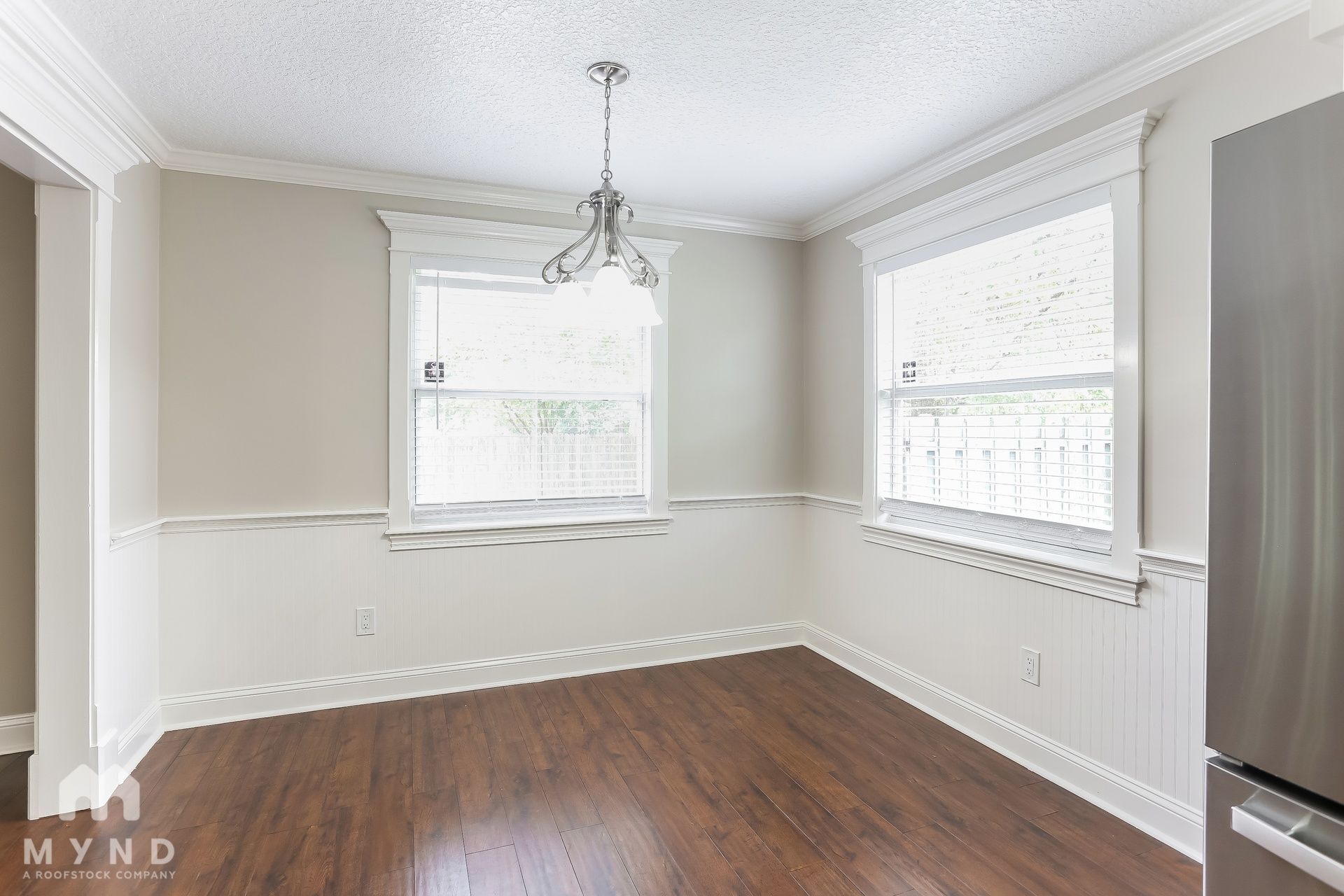 Building Photo - 633 Radnor Ln