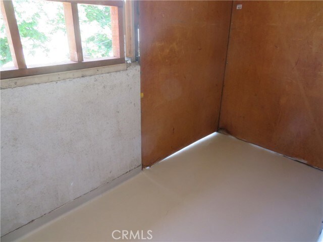 Building Photo - 1151 W 9th St