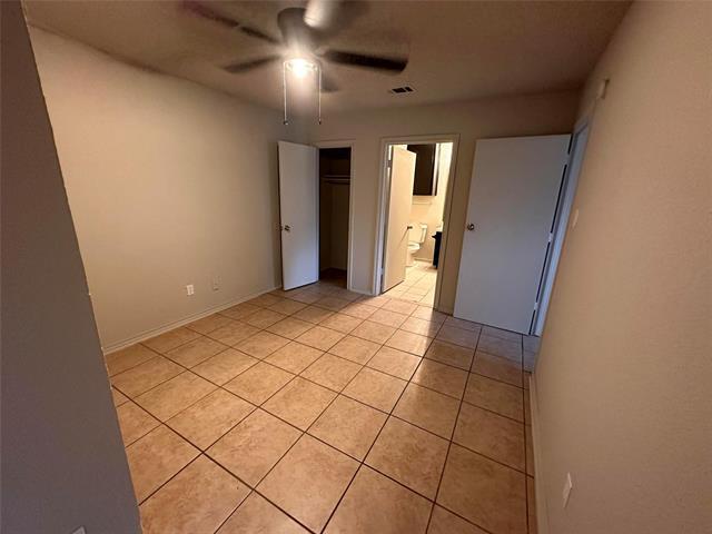 Building Photo - 205 Kenney St