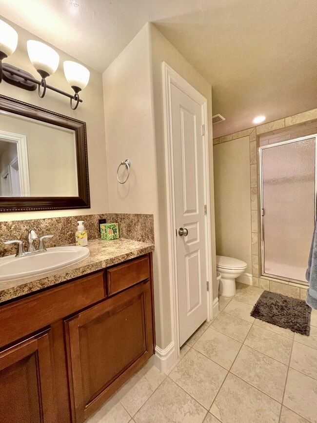 Building Photo - Luxury Fully Furnished 4-Bedroom Home for Rent – Clinton, Utah