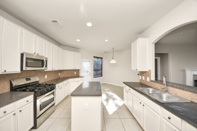 Building Photo - 17303 Quiet Grove Ln