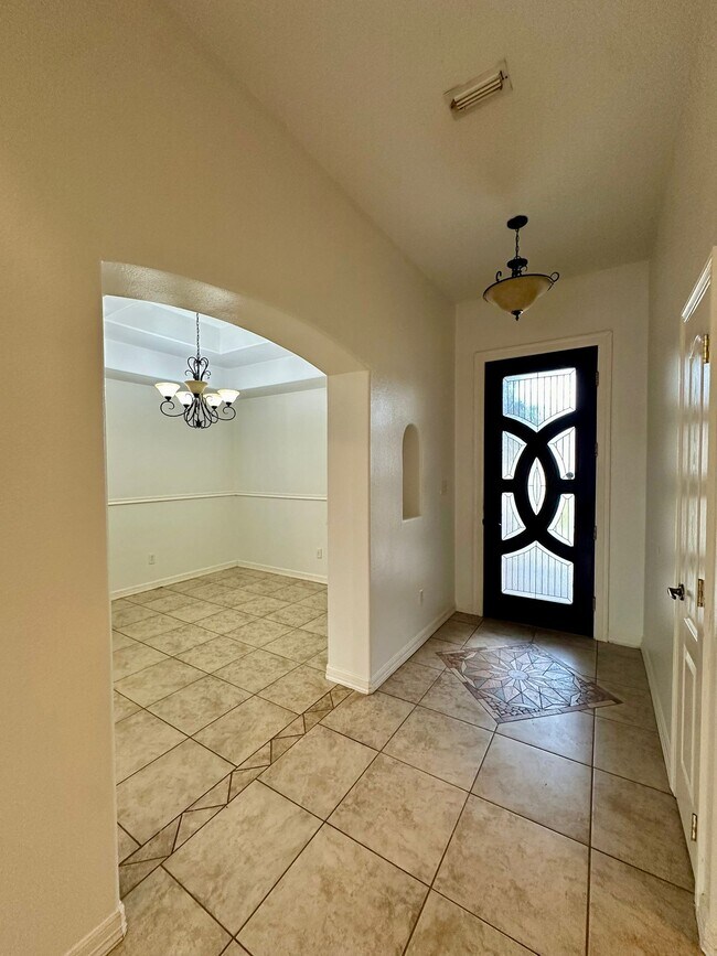 Building Photo - 1909 Ezekiel St