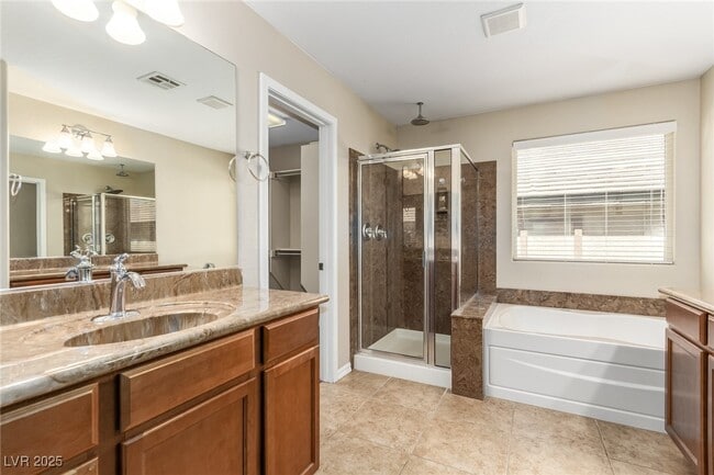 Building Photo - 2612 Romarin Terrace