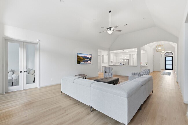 Building Photo - 2215 Crystal Reef Ct