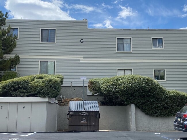 Building Photo - APPLY NOW- 333 Leroux G, Unit 8