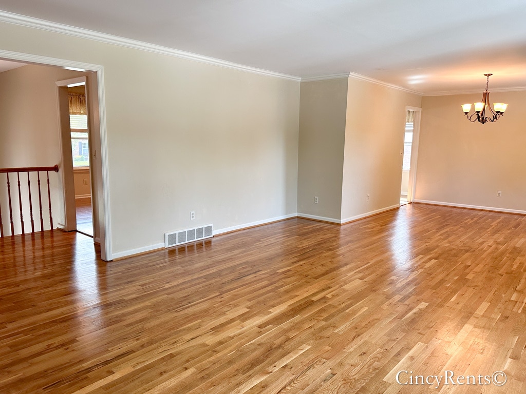 Building Photo - 6463 Oldbarn Ct