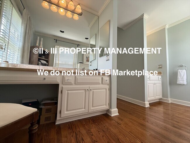 Building Photo - 1314 W Red Bridge Rd