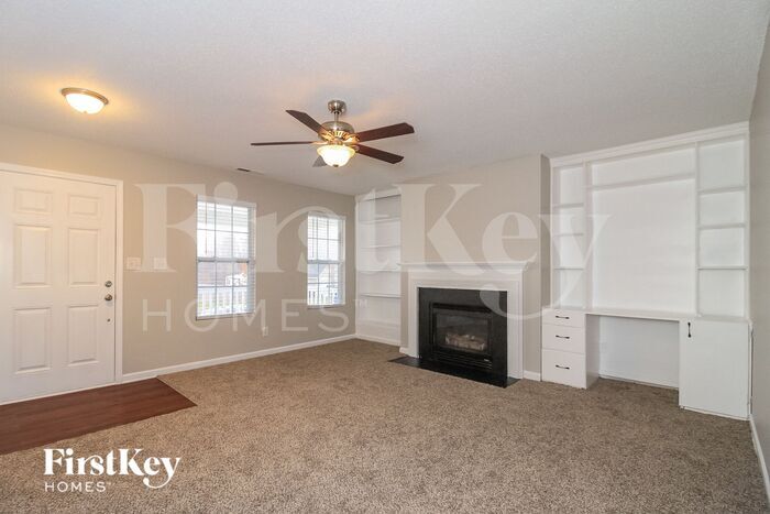 Building Photo - 275 Frontier Dr