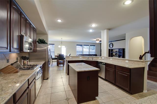 Building Photo - 9816 Gessner Dr