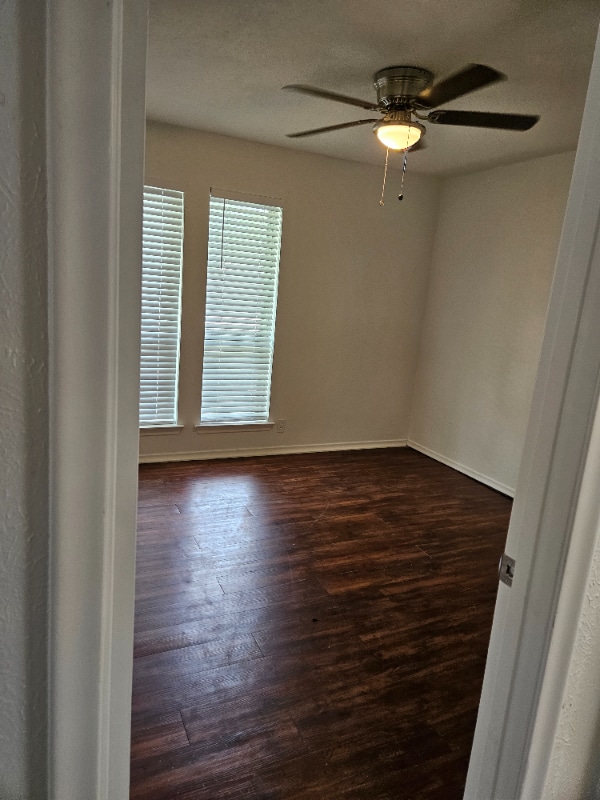 Building Photo - 2427 Richview Ct