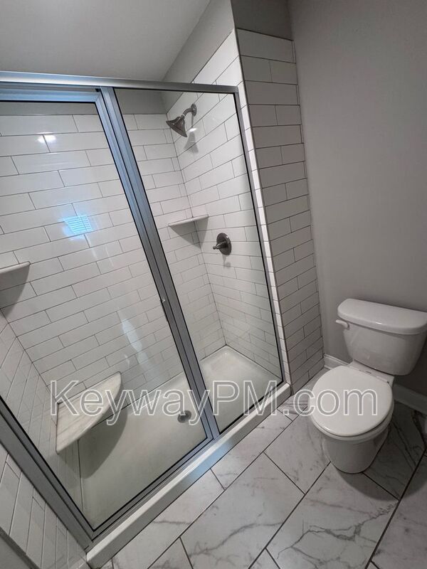 Building Photo - 334 Sumac Trail